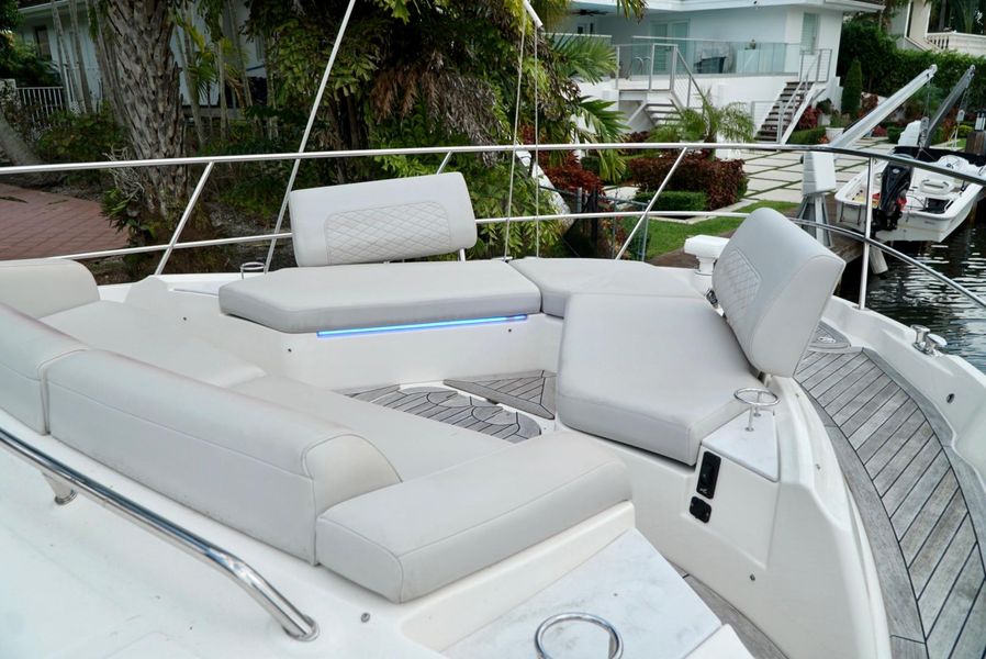 2018 Sea Ray L550 Fly