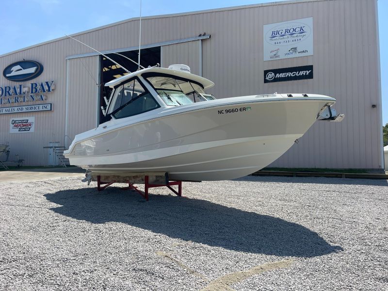 2021 Boston Whaler 280 Vantage