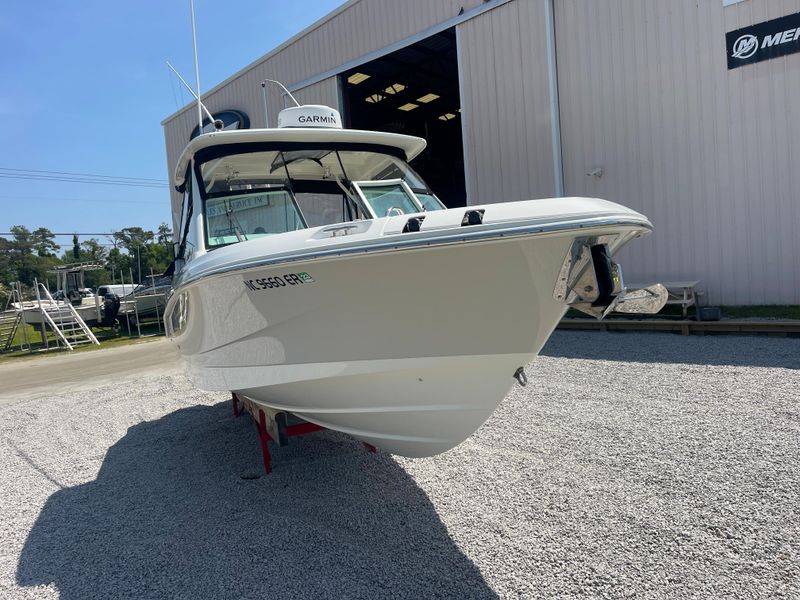 2021 Boston Whaler 280 Vantage