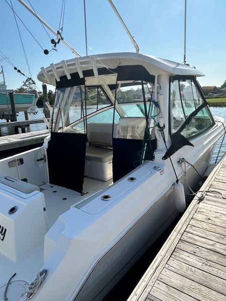 2021 Boston Whaler 280 Vantage