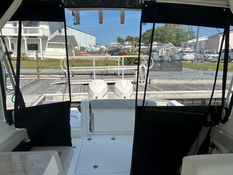 2021 Boston Whaler 280 Vantage