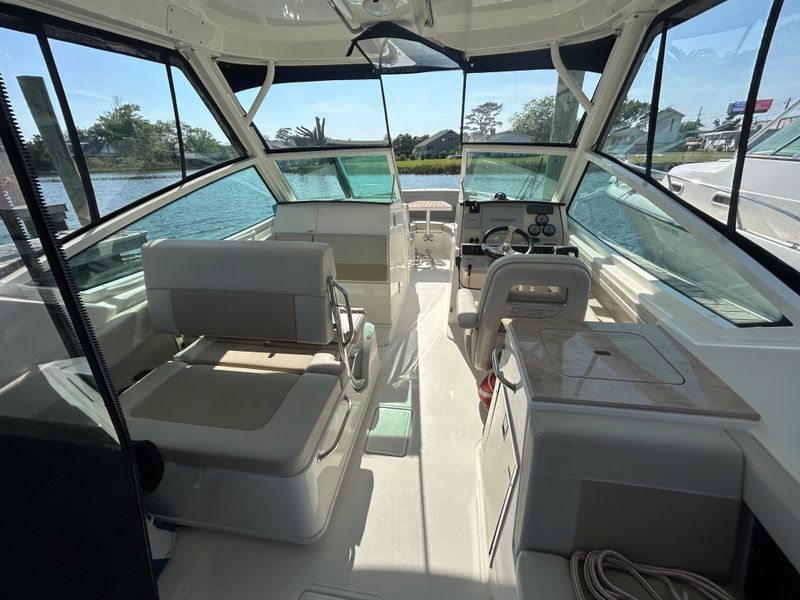 2021 Boston Whaler 280 Vantage