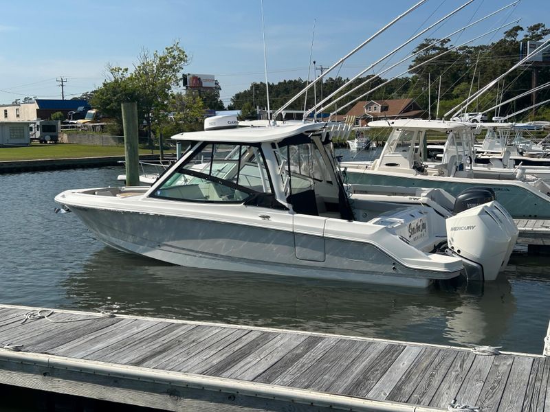 2021 Boston Whaler 280 Vantage