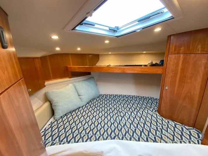 Salty Bear Yacht Photos Pics 