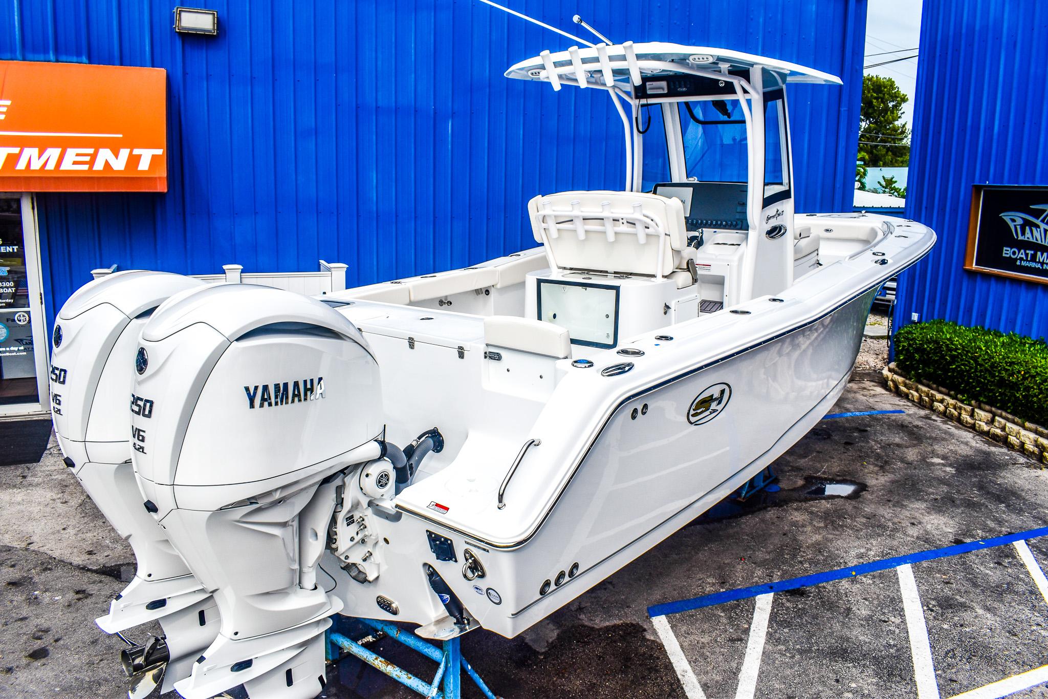 2024 Sea Hunt Gamefish 27 with Coffin Box Center Console for sale