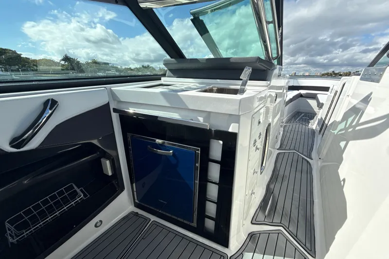  Yacht Photos Pics 2019 Monterey 385 Super Express yacht interior with sleek design and modern amenities.