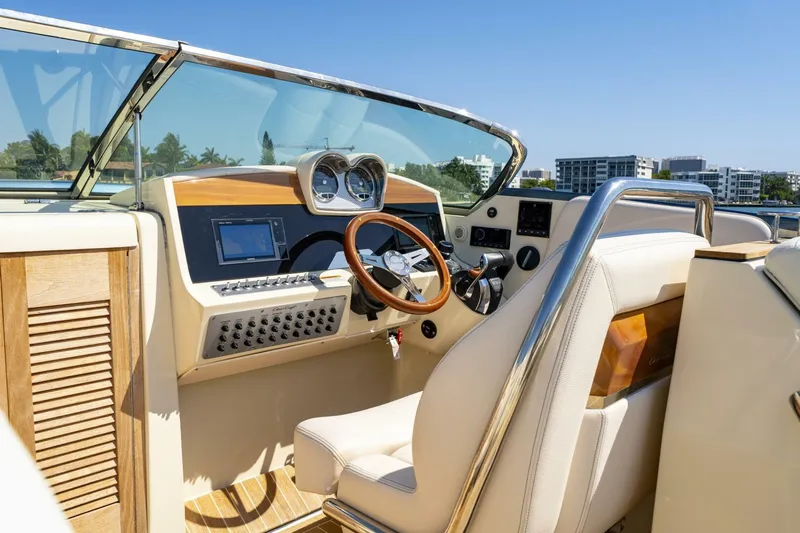  Yacht Photos Pics 2020 Chris-craft Corsair 34 - Image 41