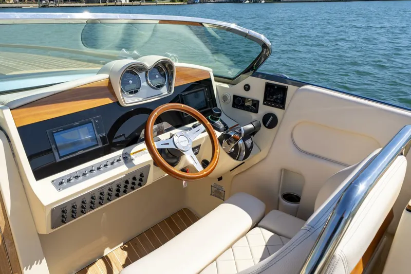  Yacht Photos Pics 2020 Chris-craft Corsair 34 - Image 39