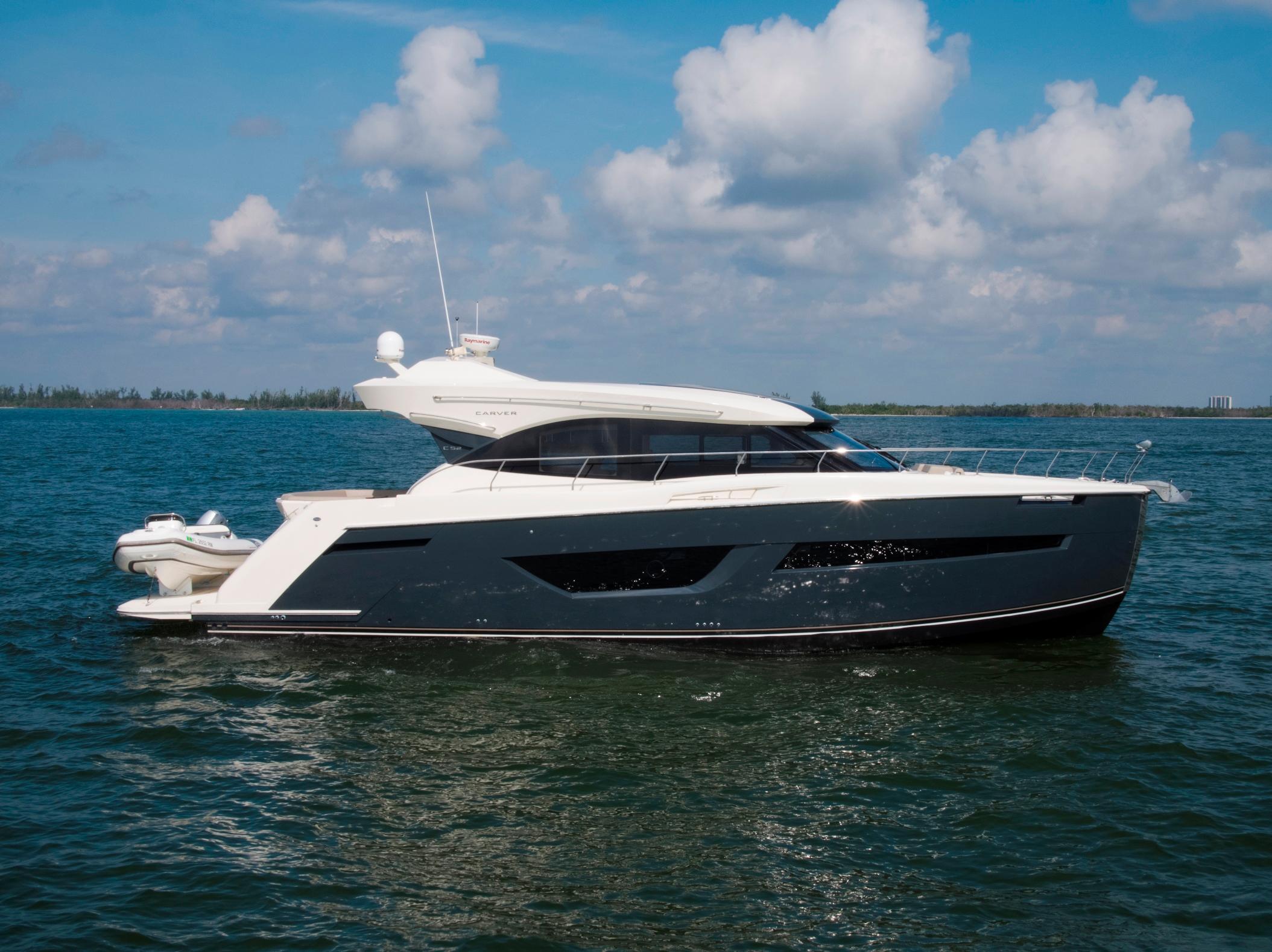 carver yachts c52