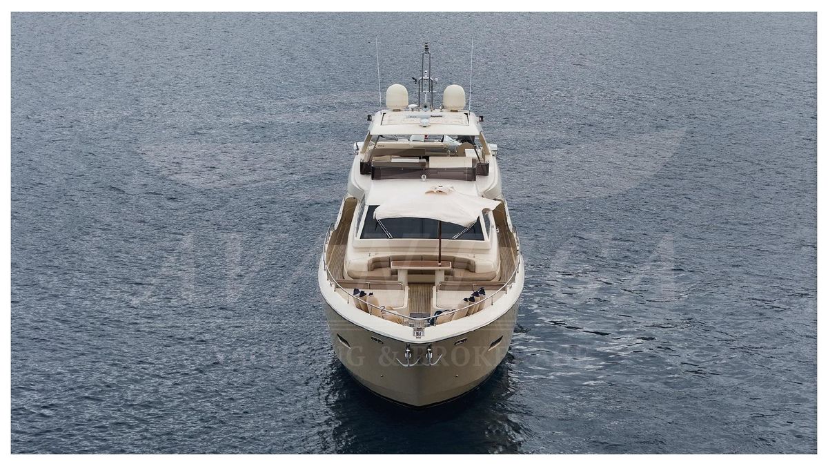 2010 Ferretti Yachts 80 