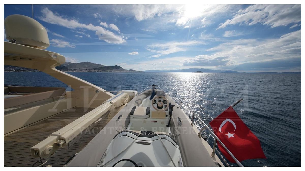 2010 Ferretti Yachts 80 