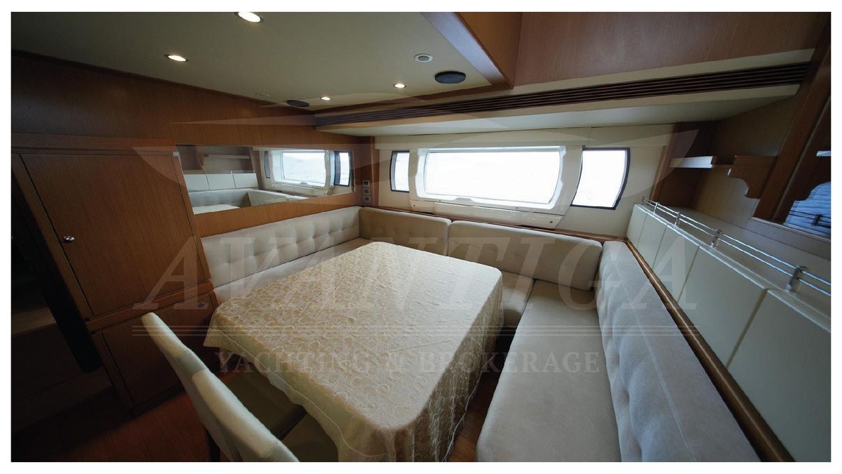 2010 Ferretti Yachts 80 