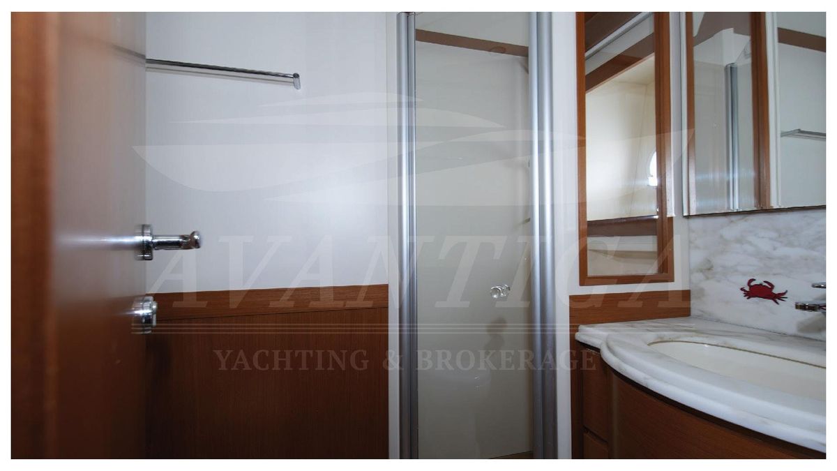 2010 Ferretti Yachts 80 