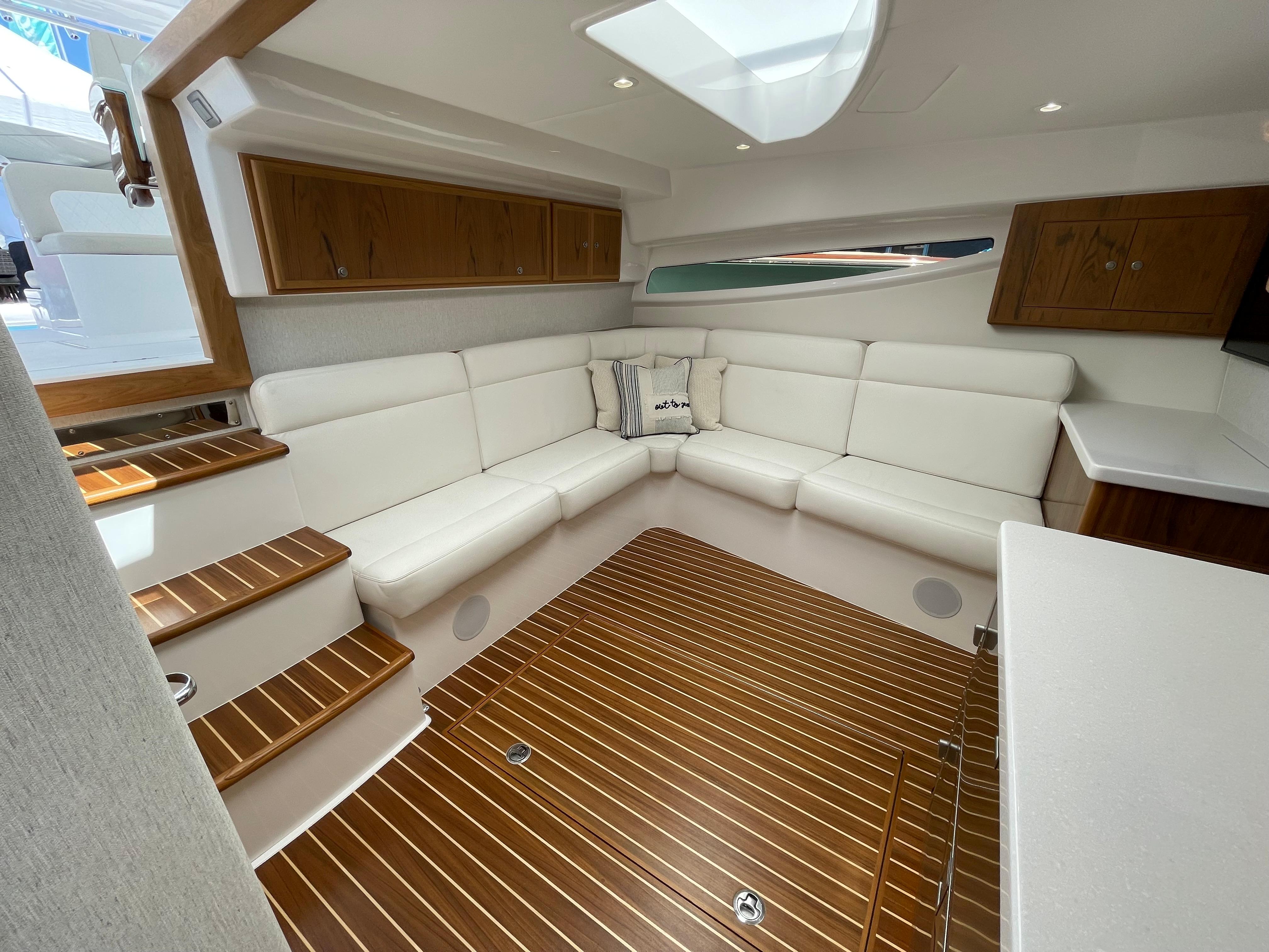 2025 Mag Bay 42 Express Express Cruiser for sale YachtWorld