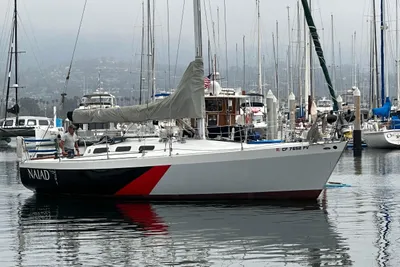Custom C&B Marine / Chuck Burns