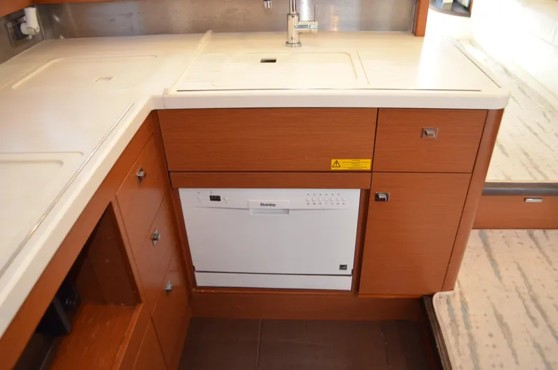 Dream Big Yacht Photos Pics 