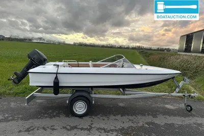 1900 Speedboat 435