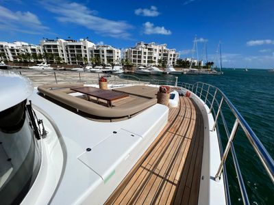 Yacht