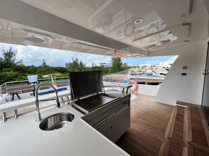 Carobelle Yacht Photos Pics 