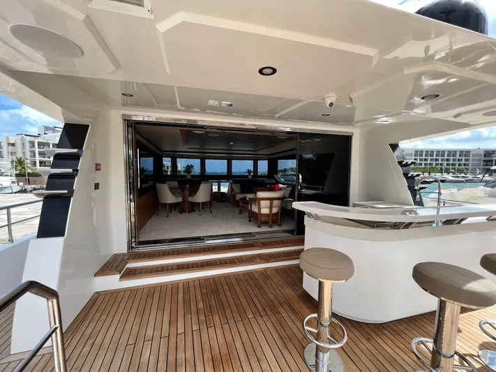 Carobelle Yacht Photos Pics 