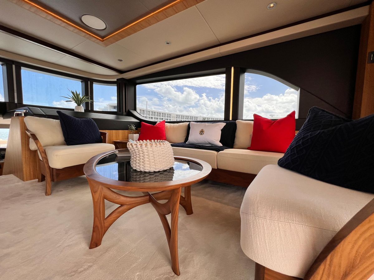 2018 Gulf Craft 104 