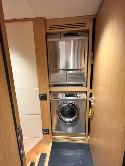 Carobelle Yacht Photos Pics 