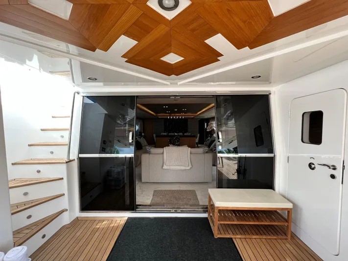 Carobelle Yacht Photos Pics 