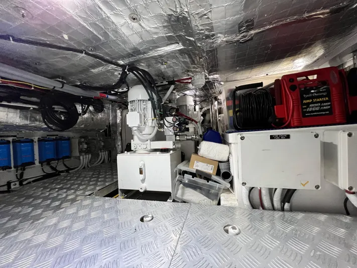 Carobelle Yacht Photos Pics 