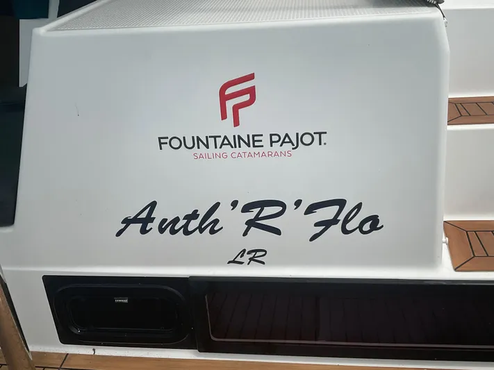 Anth'r'flo Yacht Photos Pics 2017 Fountaine Pajot Helia catamaran with "Anth'R'Flo" name on the hull.