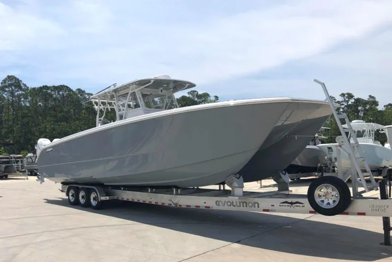 Toro Yacht Photos Pics On the Trailer