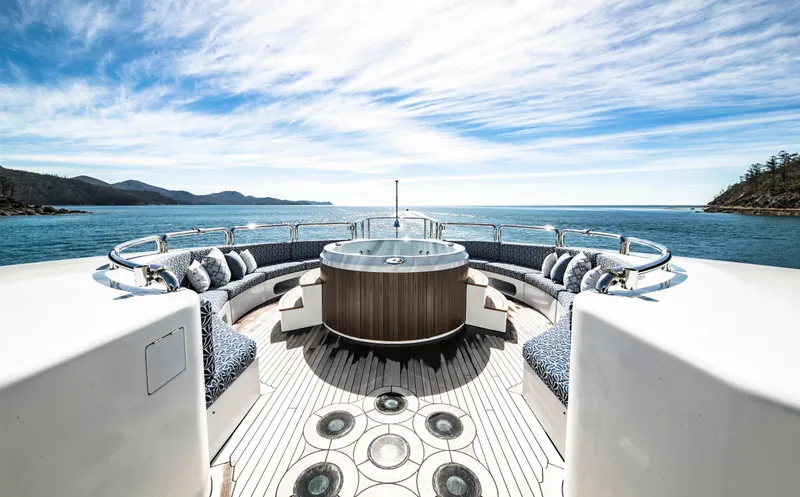 My Spirit Yacht Photos Pics Luxurious 2005 New Zealand Yachts Wave Piercer with jacuzzi, scenic ocean view.