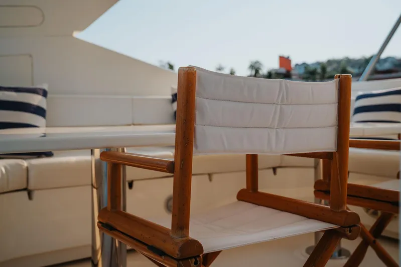 Los Esquinkles Yacht Photos Pics 