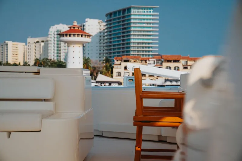 Los Esquinkles Yacht Photos Pics 