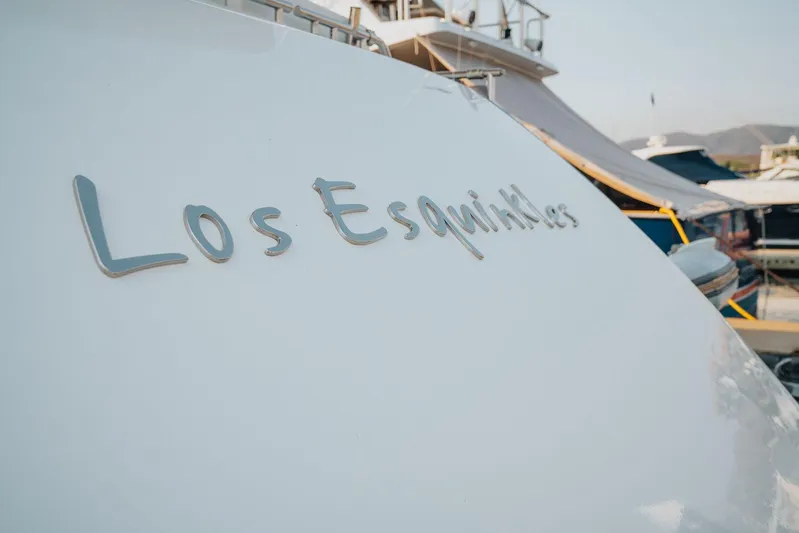 Los Esquinkles Yacht Photos Pics 
