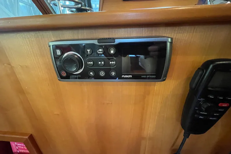  Yacht Photos Pics Fusion MS-IP700i stereo system on 2014 Sabre 42 Salon Express yacht dashboard.