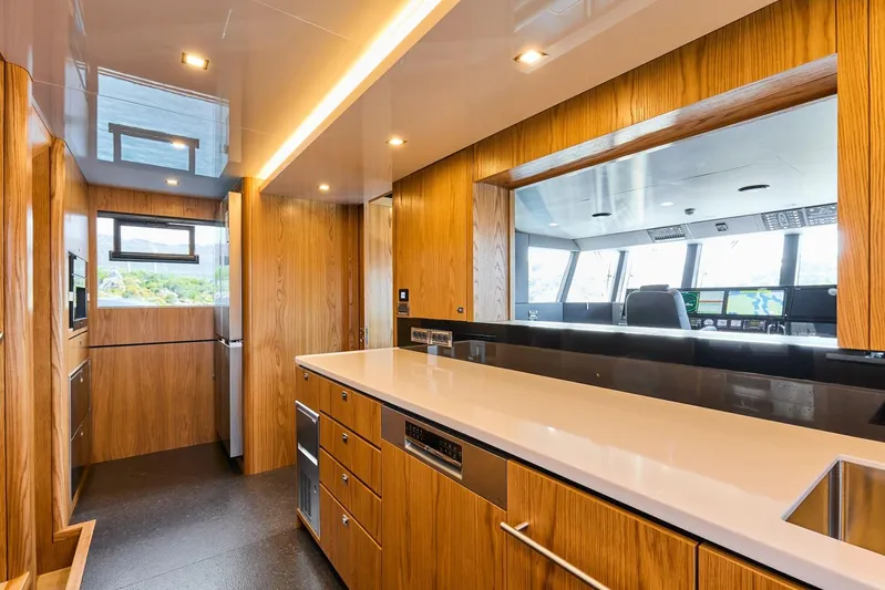 Vai Yacht Photos Pics 