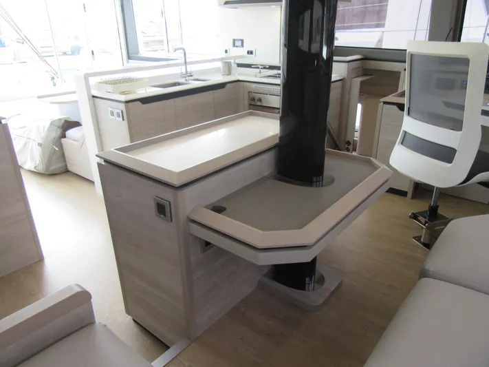 Heby Yacht Photos Pics 