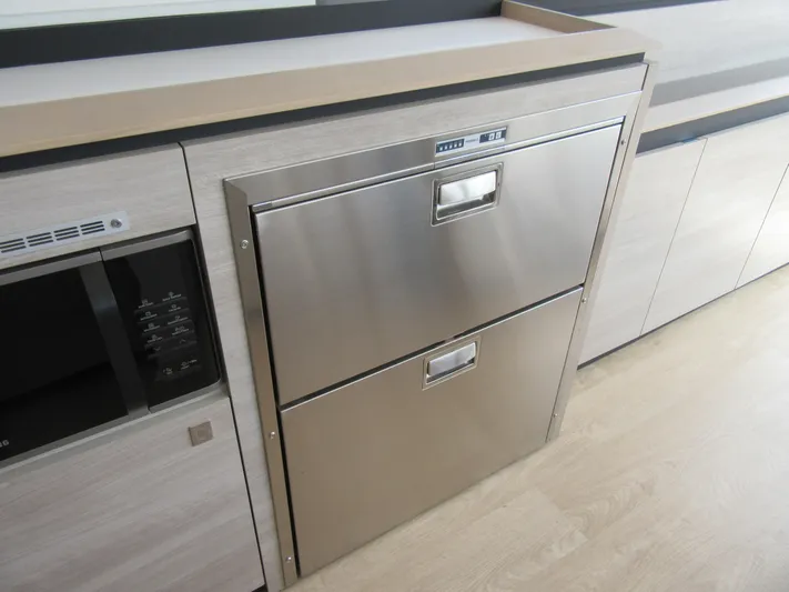 Heby Yacht Photos Pics 