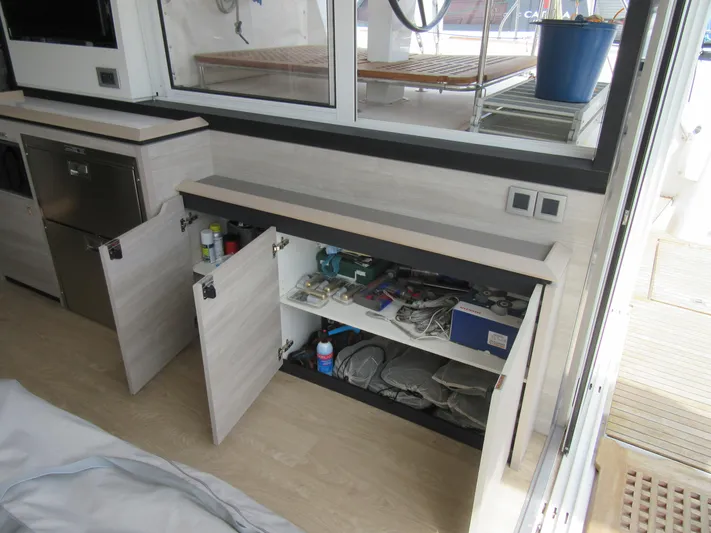 Heby Yacht Photos Pics 