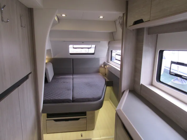 Heby Yacht Photos Pics 