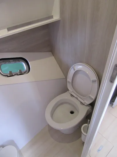 Heby Yacht Photos Pics 