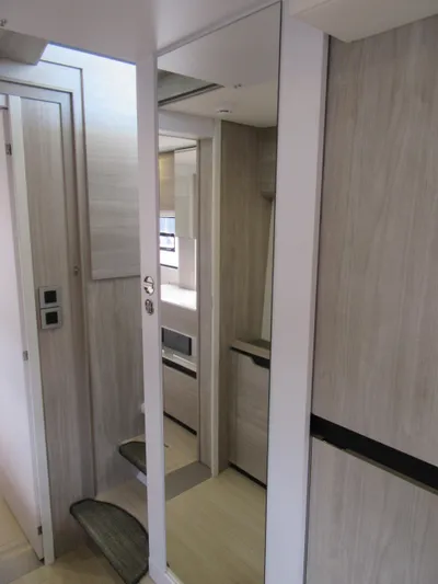 Heby Yacht Photos Pics 