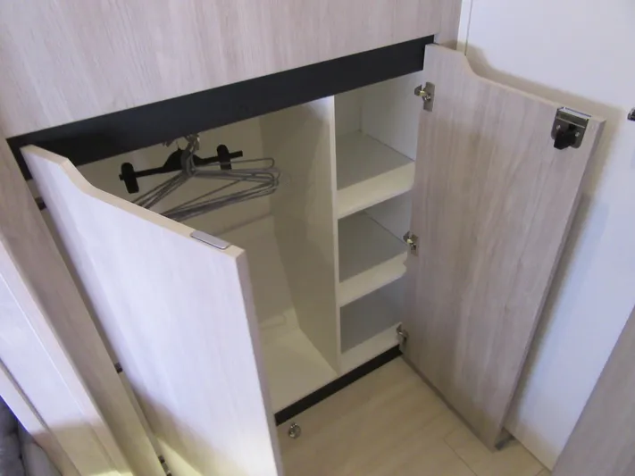 Heby Yacht Photos Pics 