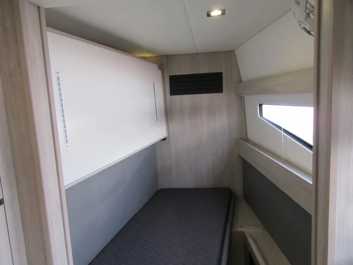 Heby Yacht Photos Pics 