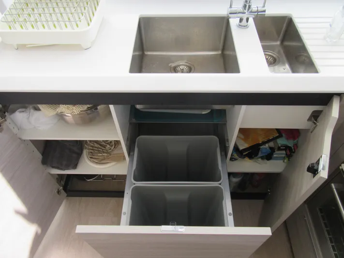 Heby Yacht Photos Pics 