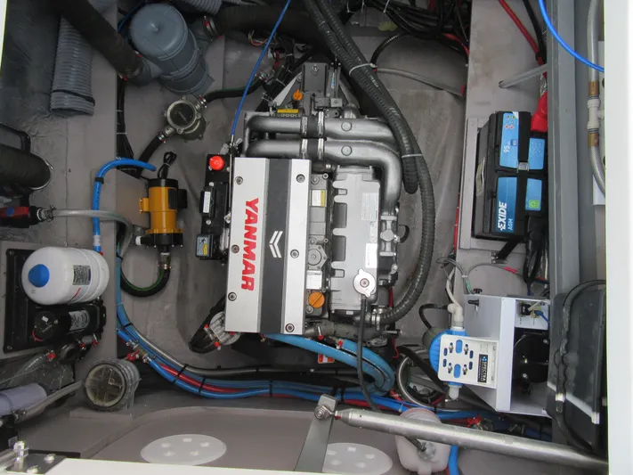 Heby Yacht Photos Pics 