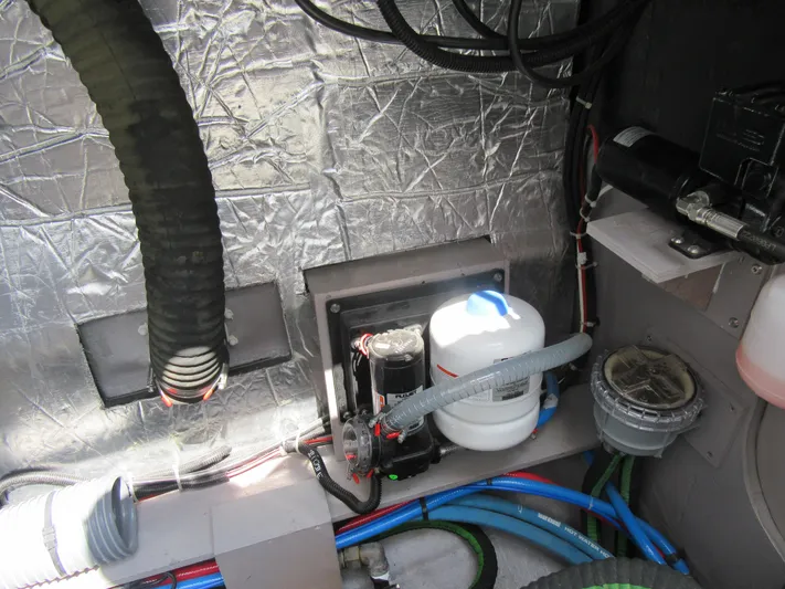 Heby Yacht Photos Pics 