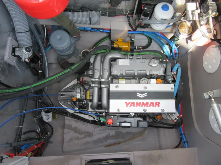 Heby Yacht Photos Pics 