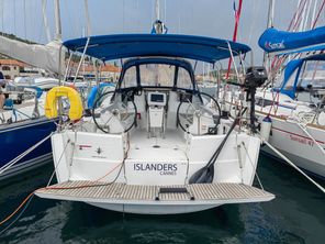 2018 Jeanneau Sun Odyssey 389
