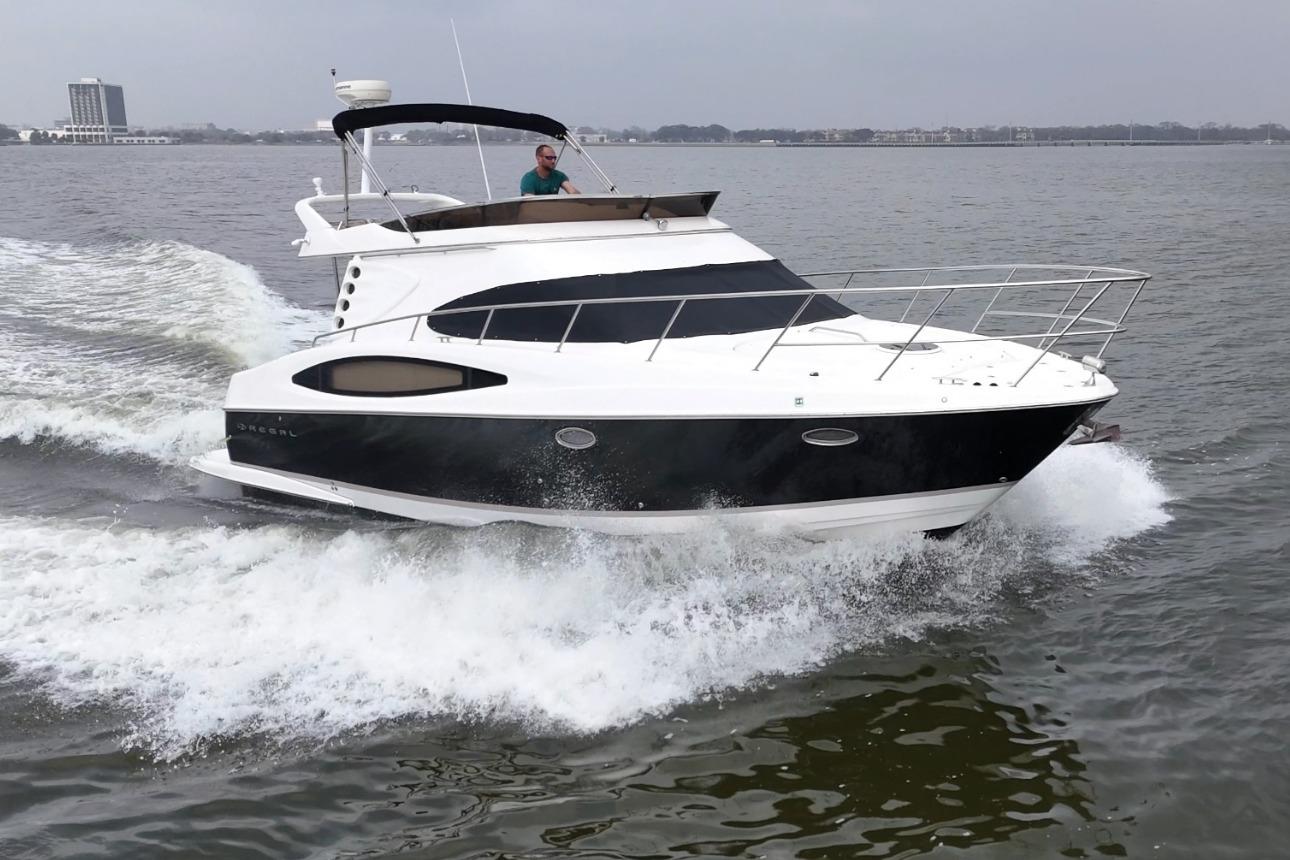 Regal 4080 Sportyacht
